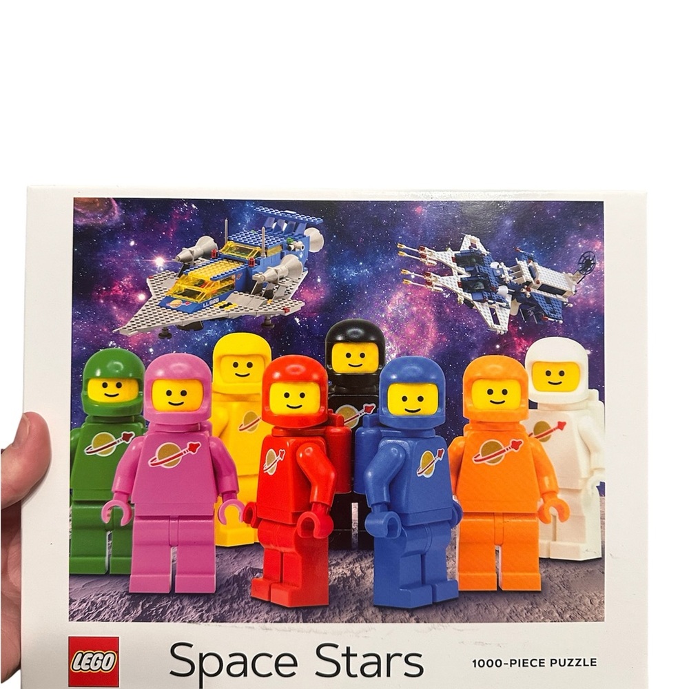 LEGO Space Adventure Puzzle - 1000 Pieces - Red, Blue, Yellow